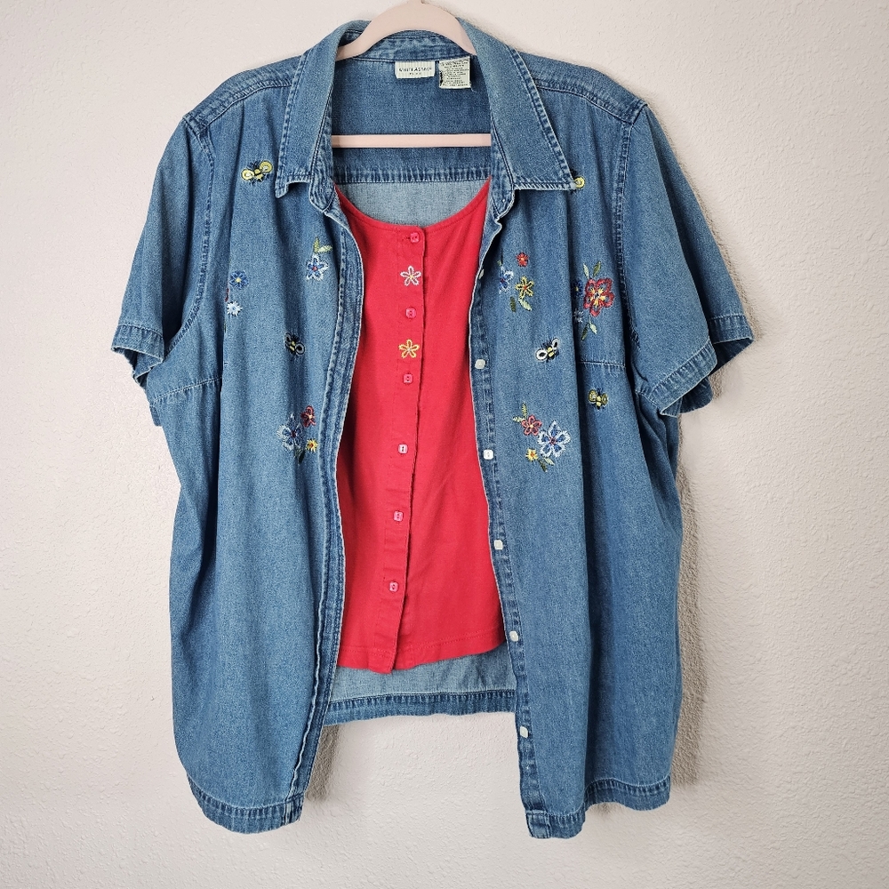 White Stag Shirt Womens 2XL Blue‎ Denim Embroidered Button Up Floral Bee Top